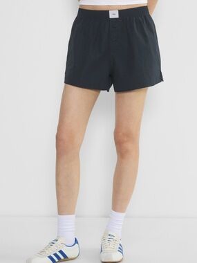 Aritzia TNA Dally Poplin Boxer Short - Navy - Size L